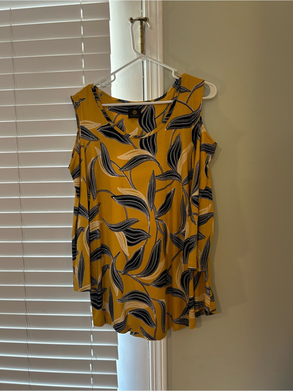 JM Collection Yellow Tank with Navy & White Leaf Print